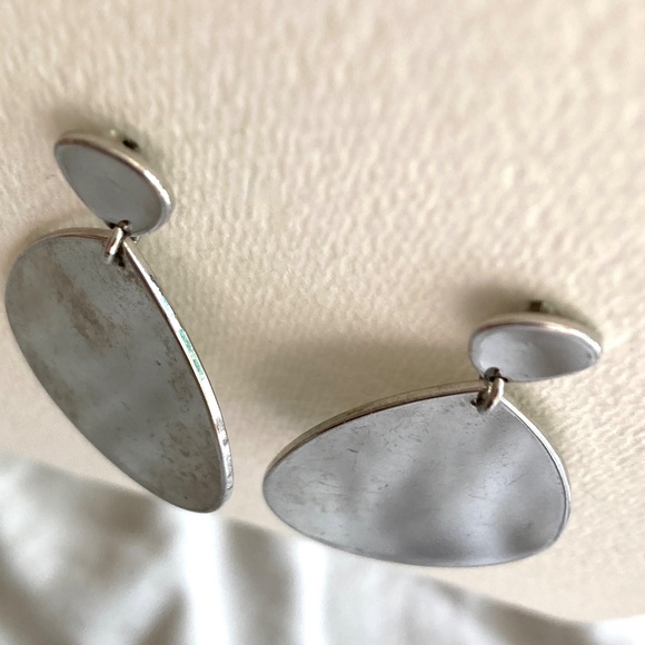 earrings studs hanging 2 ¼" mod silver shiny BIG teardrops 0.7oz total weight - Picture 4 of 7